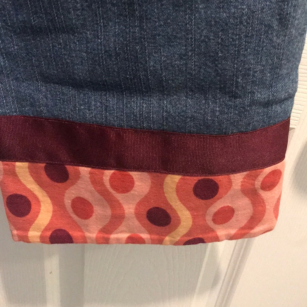 Capris - Picture 4 of 4